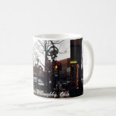 Centre-ville de Willoughby Christmas Photo Mug (Devant droit)