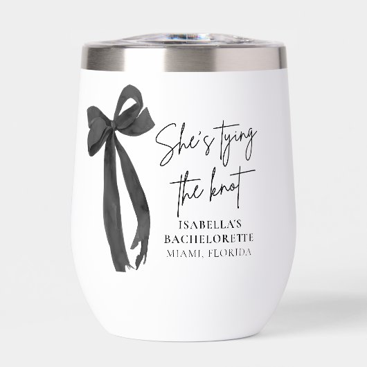 Cérémonie de mariage de Black Bow She's Tying the  (Avant)