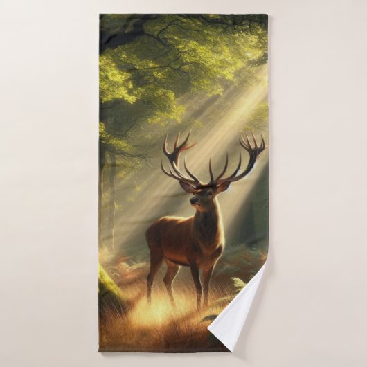 Cerf dans la forêt matinale (Serviette de bain)