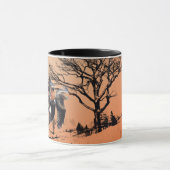 Cerfs-volants rouges dans la tasse boisée de (Centre)