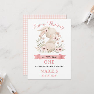 Certains Lapin Qui Devient Un Invitation Anniversa