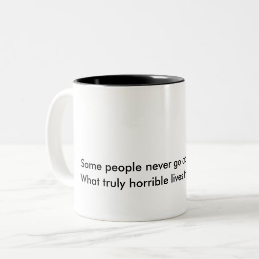 Certains ne deviennent jamais folles tasse de (Devant gauche)