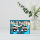 Certificat Cadeau Coiffeur Lashes Turquoise (Debout devant)