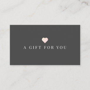 Certificat cadeau simple rose de coeur gris foncé