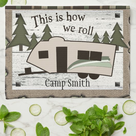 C'est comment nous roulons la serviette de cuisine (Plié)