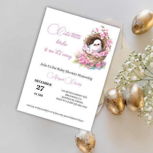 C'est la carte de baby shower d'un oiseau floral f