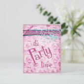 C'est l'heure de la fête, les invitations au gâtea (Debout devant)