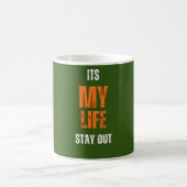 C'est ma vie de rester dehors Mugs & Cups (Centre)