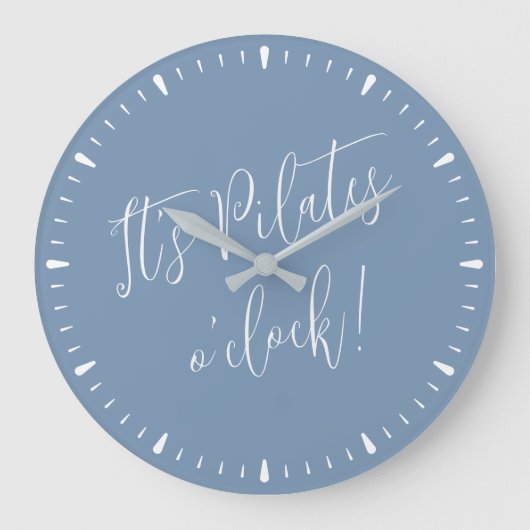 C'est Pilates O' Horloge Amusant Bleu Script Temps (Recto)