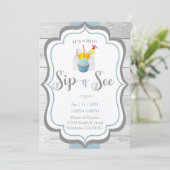 C'est un garçon, invitation à siroter et voir (Debout devant)