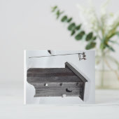 c'est une belle carte postale hivernale. (Debout devant)