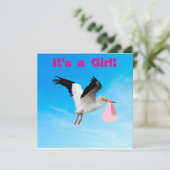 C'est une carte Faire-part de naissance fille (Debout devant)