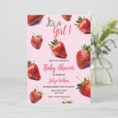 C'est une fille baby shower fraise Invitation (Debout devant)