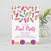 C'est une invitation à la Flip Flop Pool d'été (Debout devant)