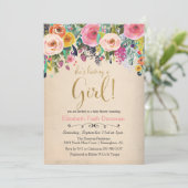 C'est une invitation à une baby shower pour fille (Debout devant)