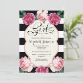 C'est une invitation à une baby shower pour fille (Debout devant)