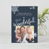 C'est une merveilleuse carte photo de Noël (Debout devant)