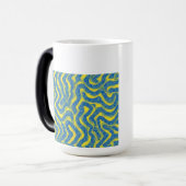 C'est une tasse élégante (Devant gauche)