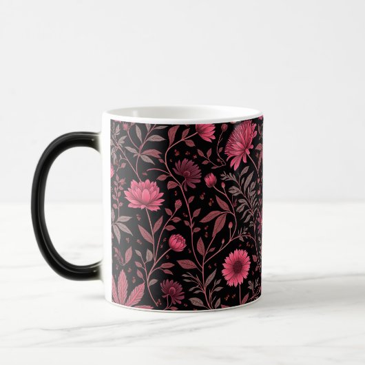 C'est une tasse élégante (Gauche)