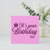 C'est votre invitation d'anniversaire (Debout devant)