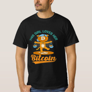 Cette fille aime son T-shirt Bitcoin