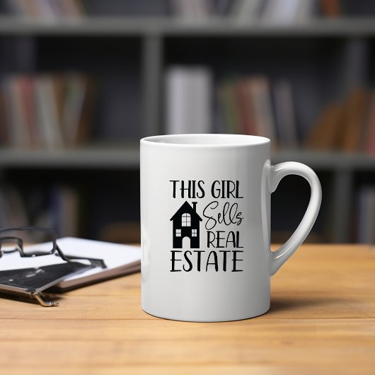 Cette Fille Vend De La Mug Immobilier