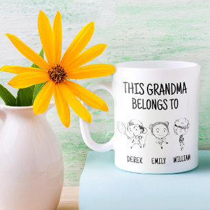 Cette Grand-Mère Appartient À 3   Mug cadeau amusa