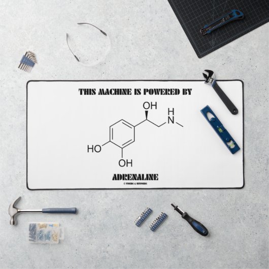 Cette Machine Est Alimentée Par La Molécule D'Adré (Poste de travail)