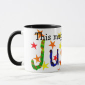 'Cette Mug appartient à Justin' Ringer Mug (Gauche)