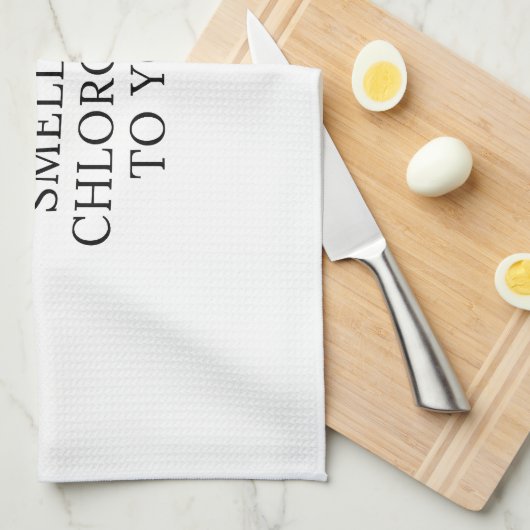 Cette serviette sent-elle comme du chloroforme pou (Quart Plié)