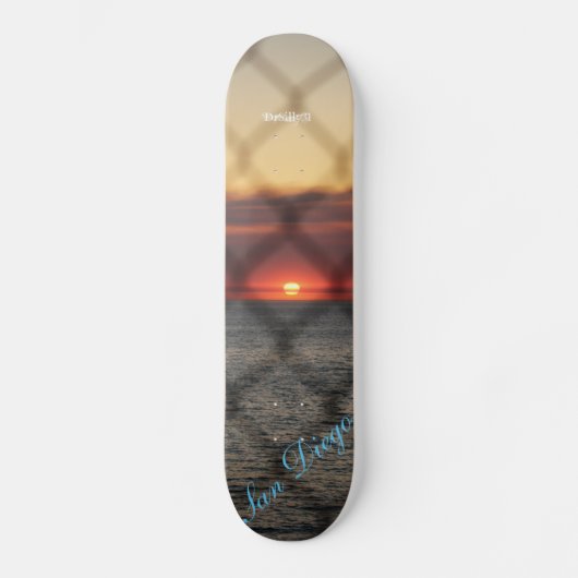 Chained Sunset Skateboard (Voorkant)