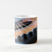 Chaînes de guitare - Garder la musique jouer Mug (Centre)