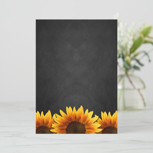 Chalkboard Black Sunflower Wedding Invitting Kaart (Staand voorkant)