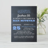 Chalkboard Blue Photo Bar Mitzvah Invitation (Debout devant)