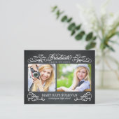 Chalkboard Chic Graduation Faire-part (Debout devant)