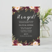 Chalkboard Floral Bourgogne Baby shower Invitation (Debout devant)