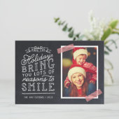 Chalkboard Letters Carte photo de vacances (Debout devant)