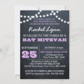 Chalkboard Lights Lila Bat Mitzvah Invitation Kaart (Voorkant)