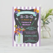 Chalkboard Mason Jar Baby Q Douche Uitnodigingen (Staand voorkant)