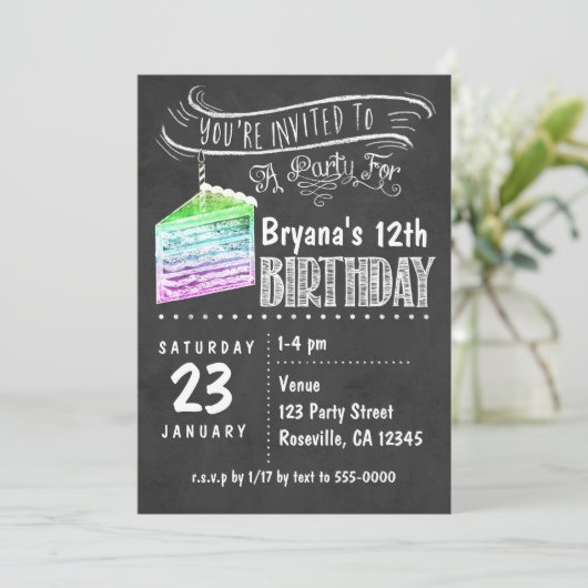 Chalkboard Rainbow Cake Slice Invitations Annivers (Debout devant)
