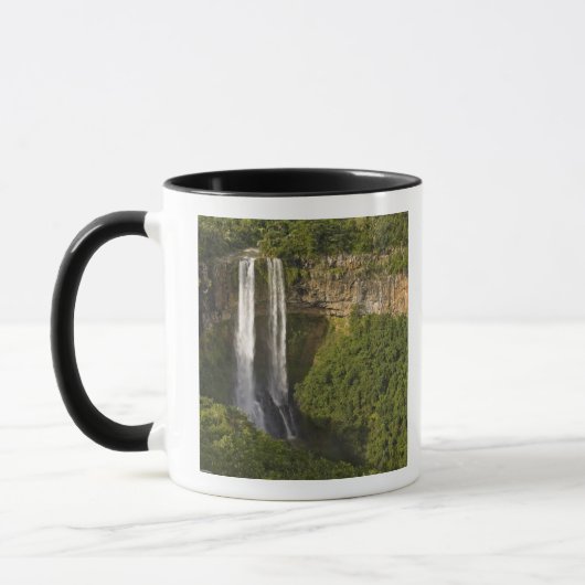 Chamarel Waterfall-most op Mauritius, over Mok (Links)