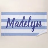 Chambray Blauw Gestreepte Script Monogram Naam Strandlaken (Voorkant)