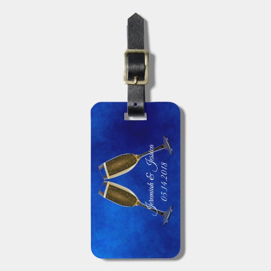 Champagne Glasses and Blue Background Bagagelabel (Voorkant verticaal)