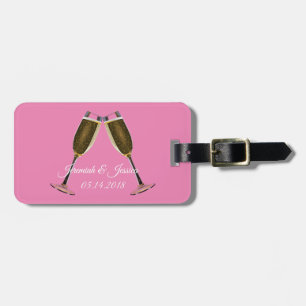 Champagne Glasses and Pink Background Bagagelabel