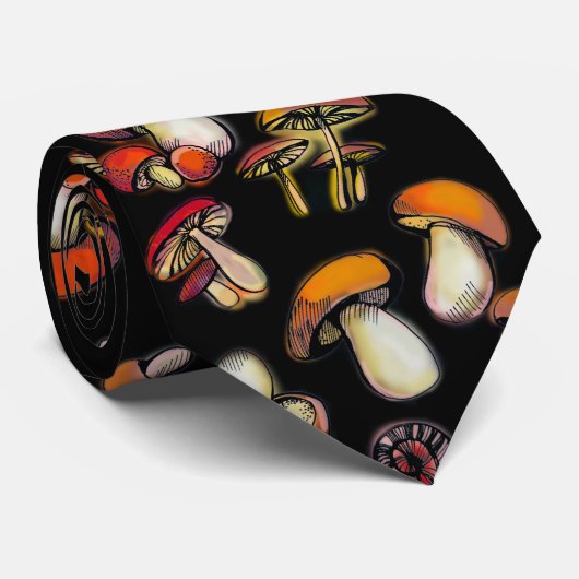 Champignons avec cravate arrière - plan noir (Roulé)