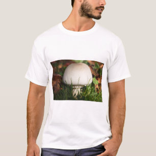 Champignons in een bos t-shirt