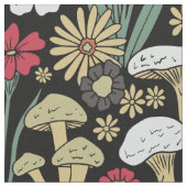 Champignons rouges et verts et tissu de fleurs (Fermer)