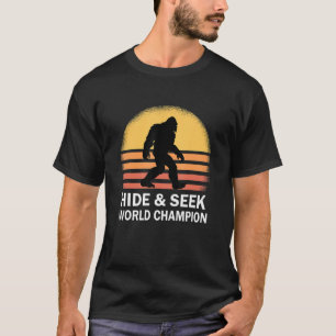 Champion Bigfoot Believer verbergen en zoeken T-shirt