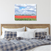 Champs de tulipe rouges, vue impression de toile (Insitu(Chambre))