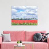 Champs de tulipe rouges, vue impression de toile (Insitu(Salon))